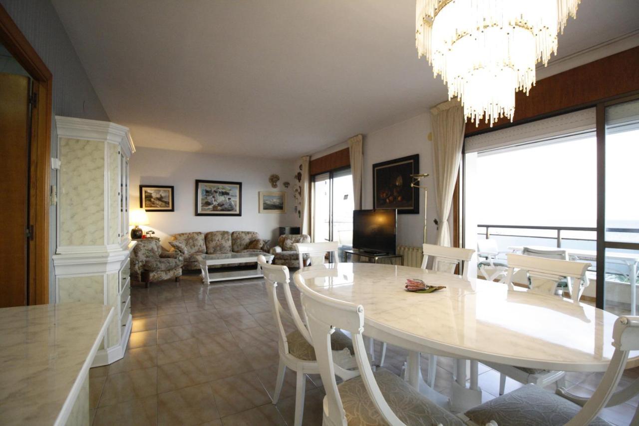 Apartamento Para 8 Sobre El Mar Apartment Salou Exterior photo